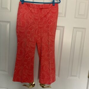 NWOT- Express Capris Size 10